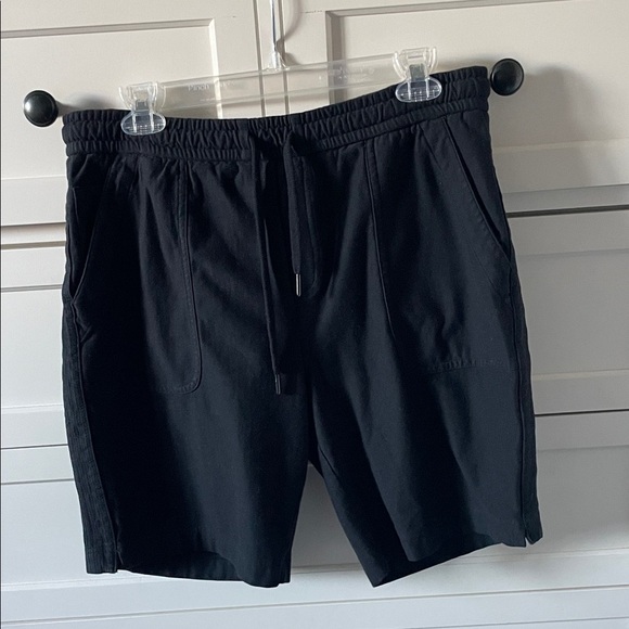 Athleta Other - Athleta Men’s Black Farallon 9” Bermuda Shorts UPF50+ w/ Pockets - Size 10